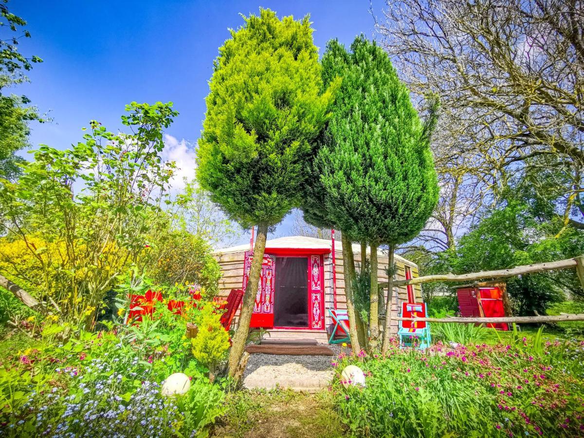Au Bonheur Nomade Hotel Livry  Exterior foto